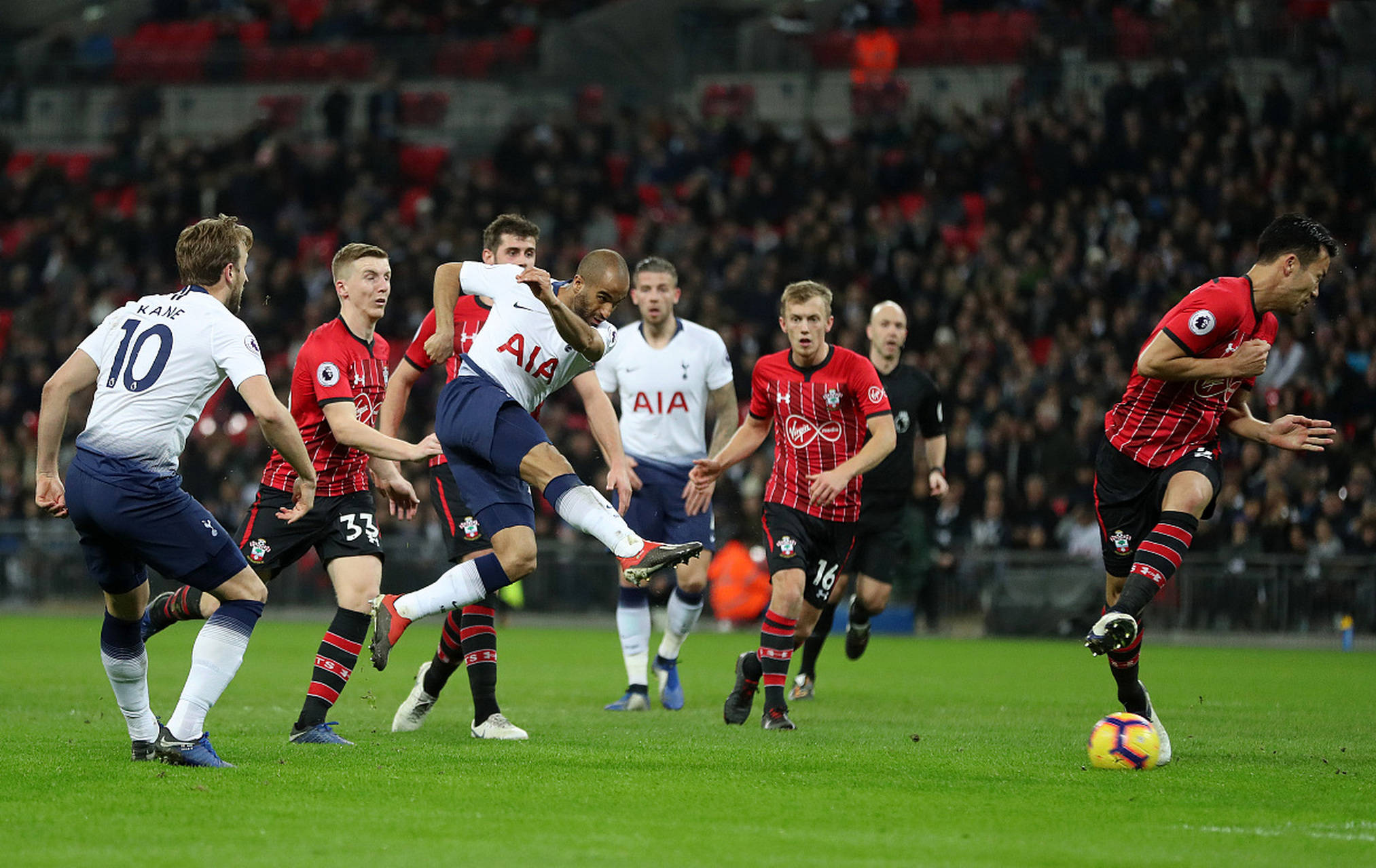 通过对沙欣 通过对沙欣